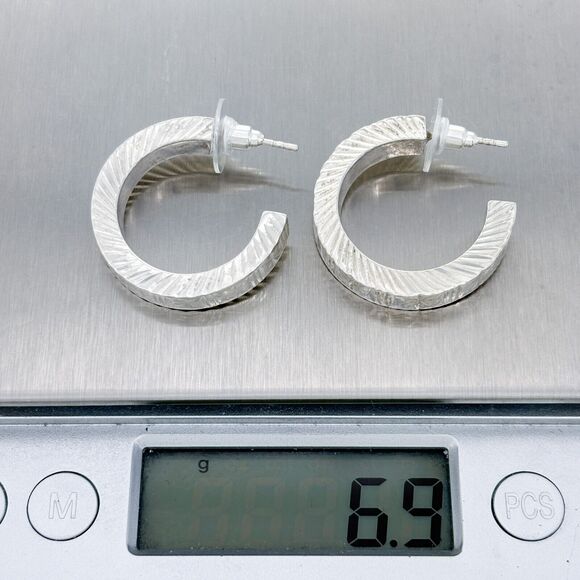 Vintage Sterling Silver 925 Etched Diamond Cut Hoop Earrings - Picture 4 of 4